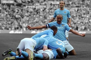 爱游戏官方-中国男篮的未来属于拼搏者，未来中国男篮的领军人